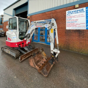 excavator-digger-2-4-ton-hire-south-hams